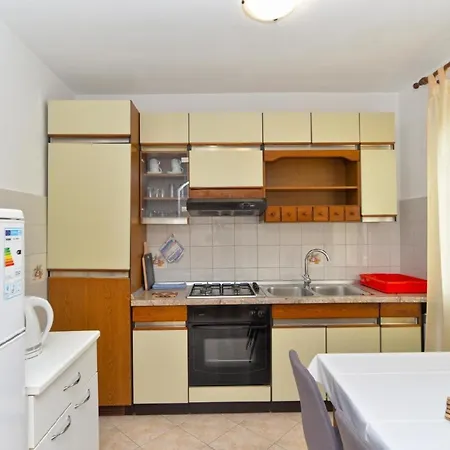 Fuer 5 Personen Ca 51 Qm In Bale, Istrien Istrische Riviera Appartement Bale